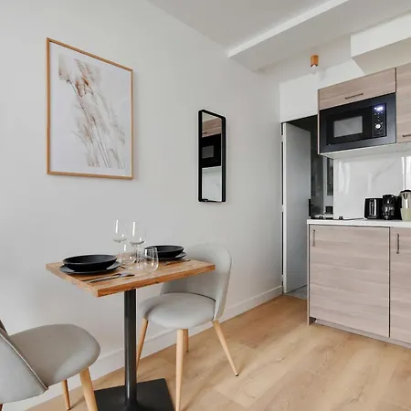 Peaceful -2p- Moulin Rouge Appartement *